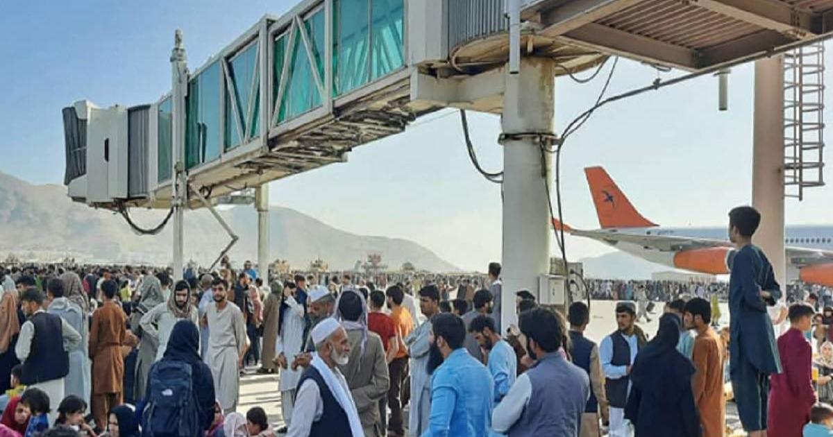 Watch: Escaping Taliban...Panicked Afghans throng to Kabul ...